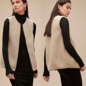 Aritzia Wilfred Chateau Sherpa Vest